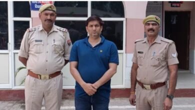 Photo of नोएडा में डॉ. फर्जी डिग्री के सहारे चला रहा था IVF सेंटर, महिला की मौत के बाद खुला राज